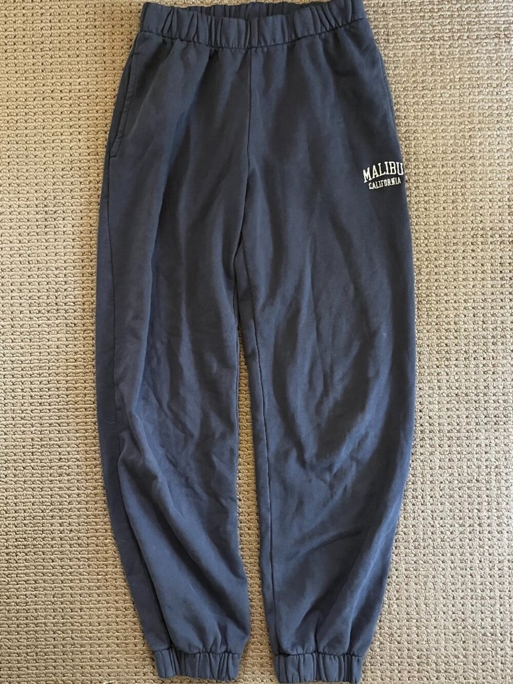 Brandy Melville Malibu California Sweatpants – One Size